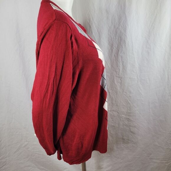 Croft & Barrow Red Button Front Argyle Long Sleeve Sweater - Picture 4 of 7